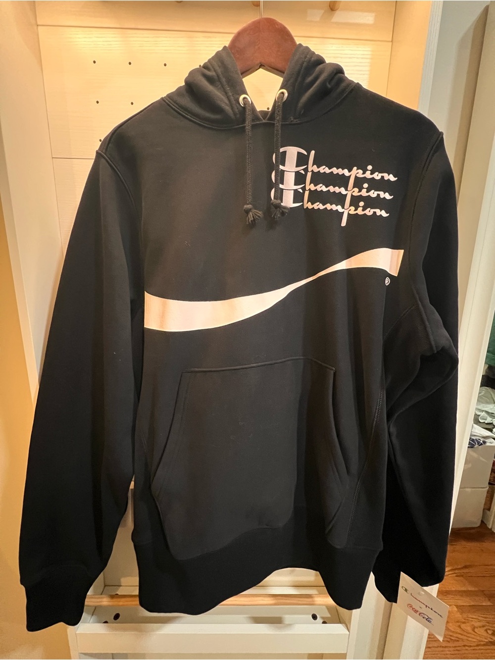 Champion x Coca-Cola Black Hoodie 🍒🥤